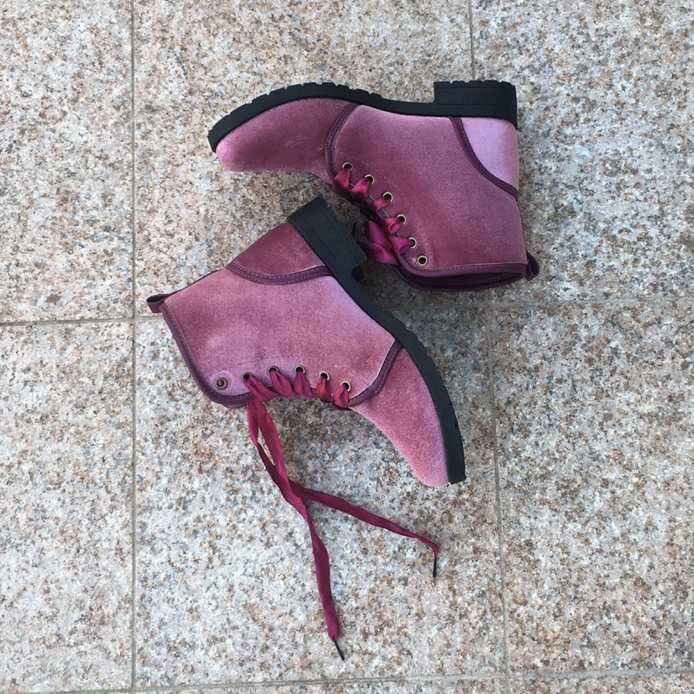 Ankle boots - Picture 2 of 3